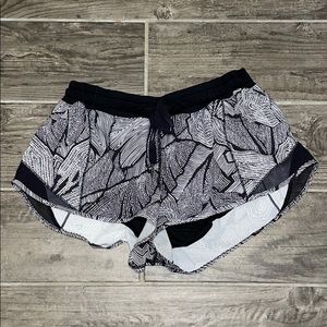 Hotty Hot LuLu Lemmon shorts